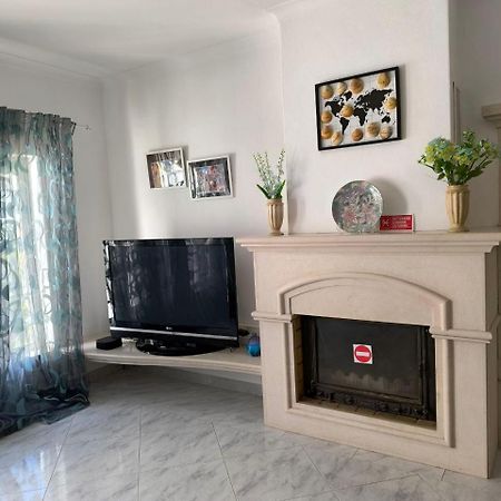 Best Rooming House Portimao Bagian luar foto
